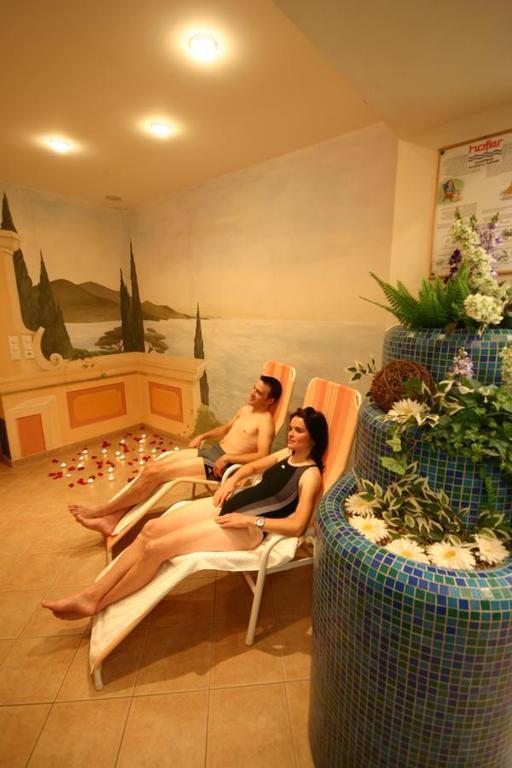 Hotel Mall サン・ヴァレンティーノ・アッラ・ムータ エクステリア 写真